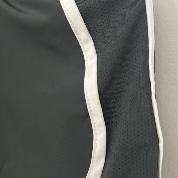 Nike Dri-Fit Shorts - Picture 6 of 6